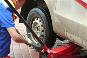 石楼附近拖车24小时服务热线电话
